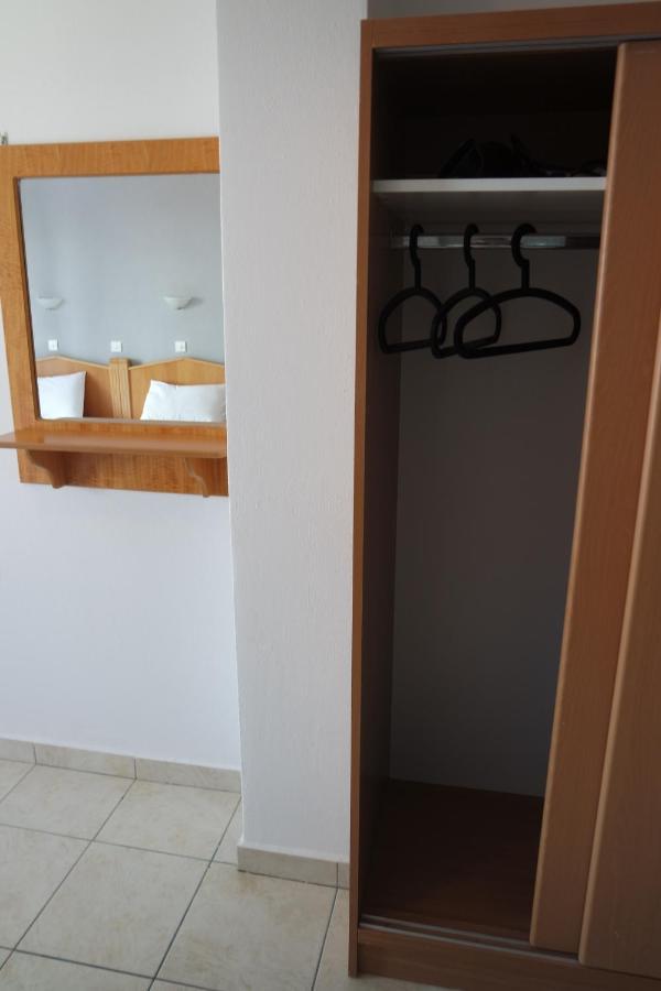 Sea View Studios Амупи Экстерьер фото